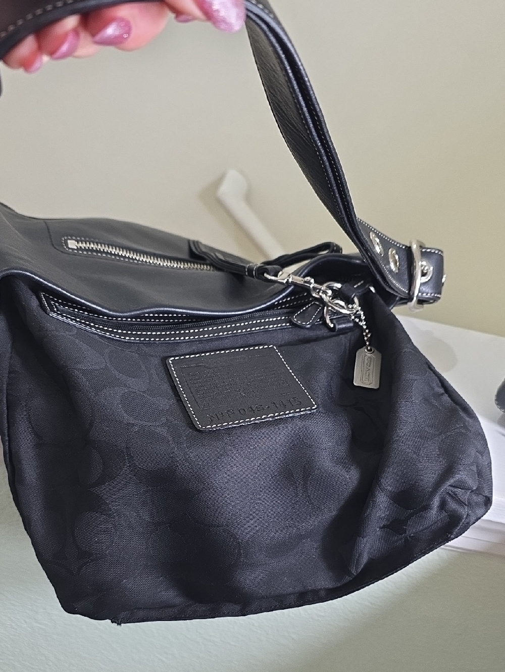 COACH 1415 Vintage 2004 Legacy Slim Black/Silver Smooth Leather Crossbody EUC - Picture 16 of 17